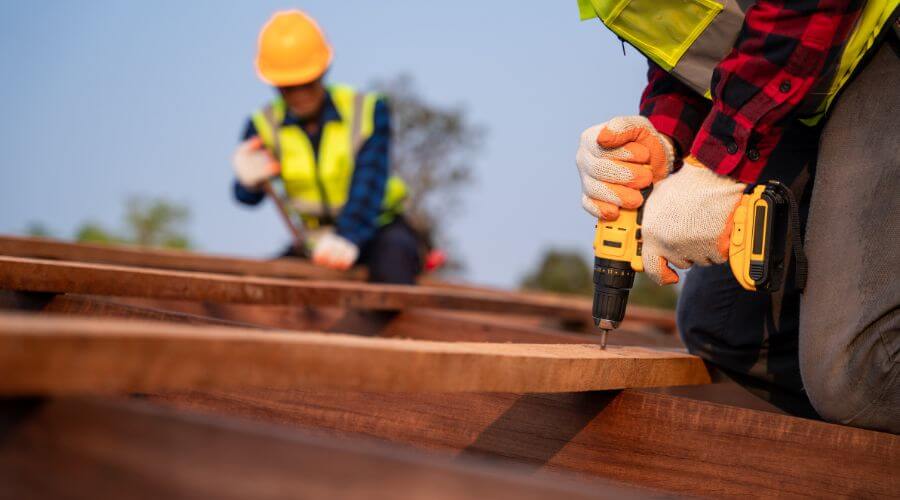 Professional residential roofers in Riverside, MI